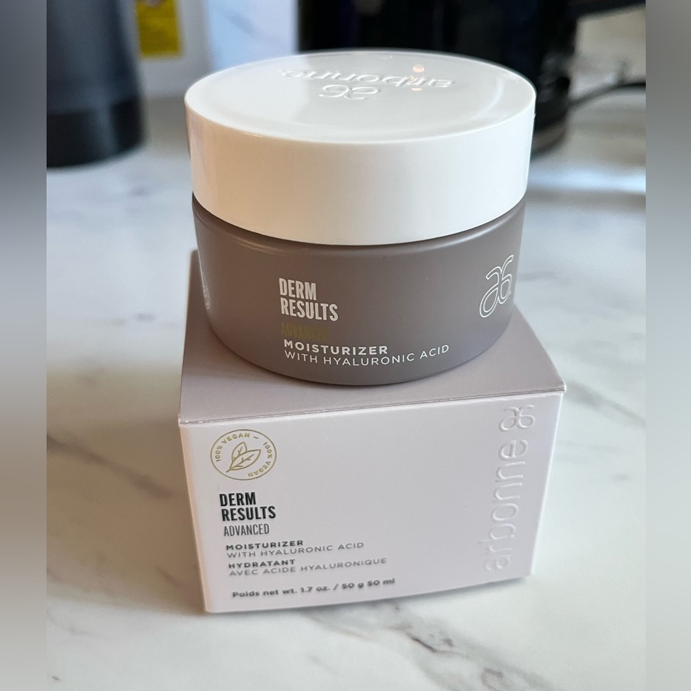 Arbonne DermResults Moisturizer with Hyaluronic Acid
